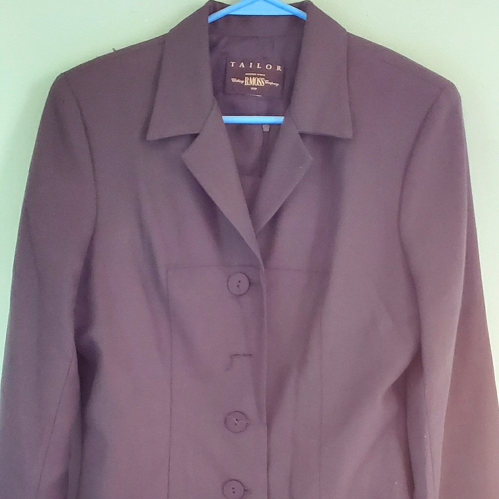 Beautiful 2 pc BMoss Tailor Dress and Jacket Suit